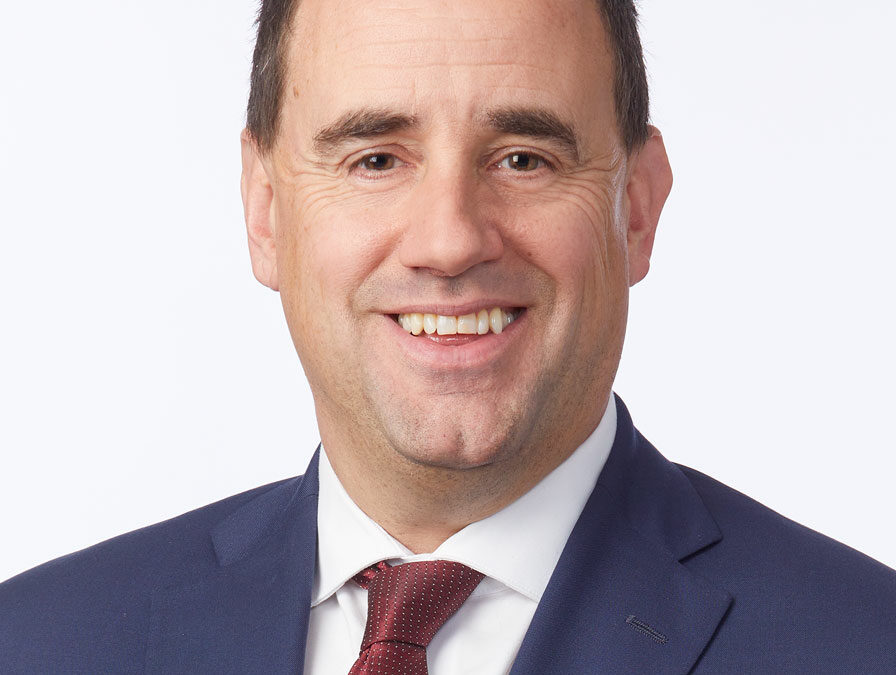 Mark R. Bradford